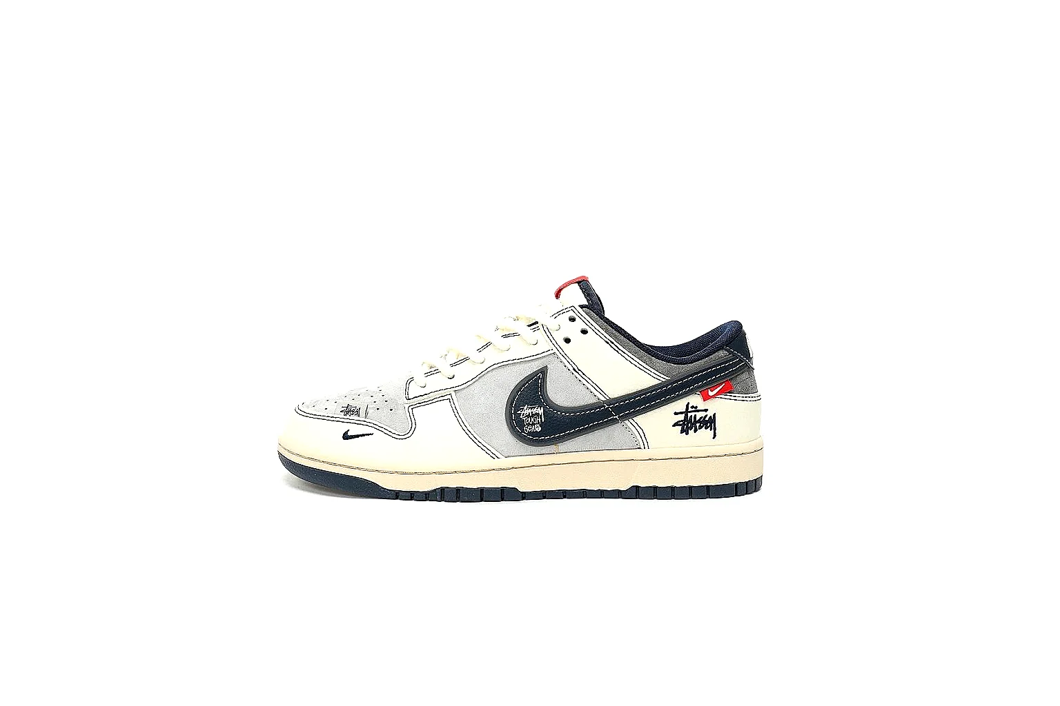 Kako Find List budget photos for Nike White Navy Red Low Court
