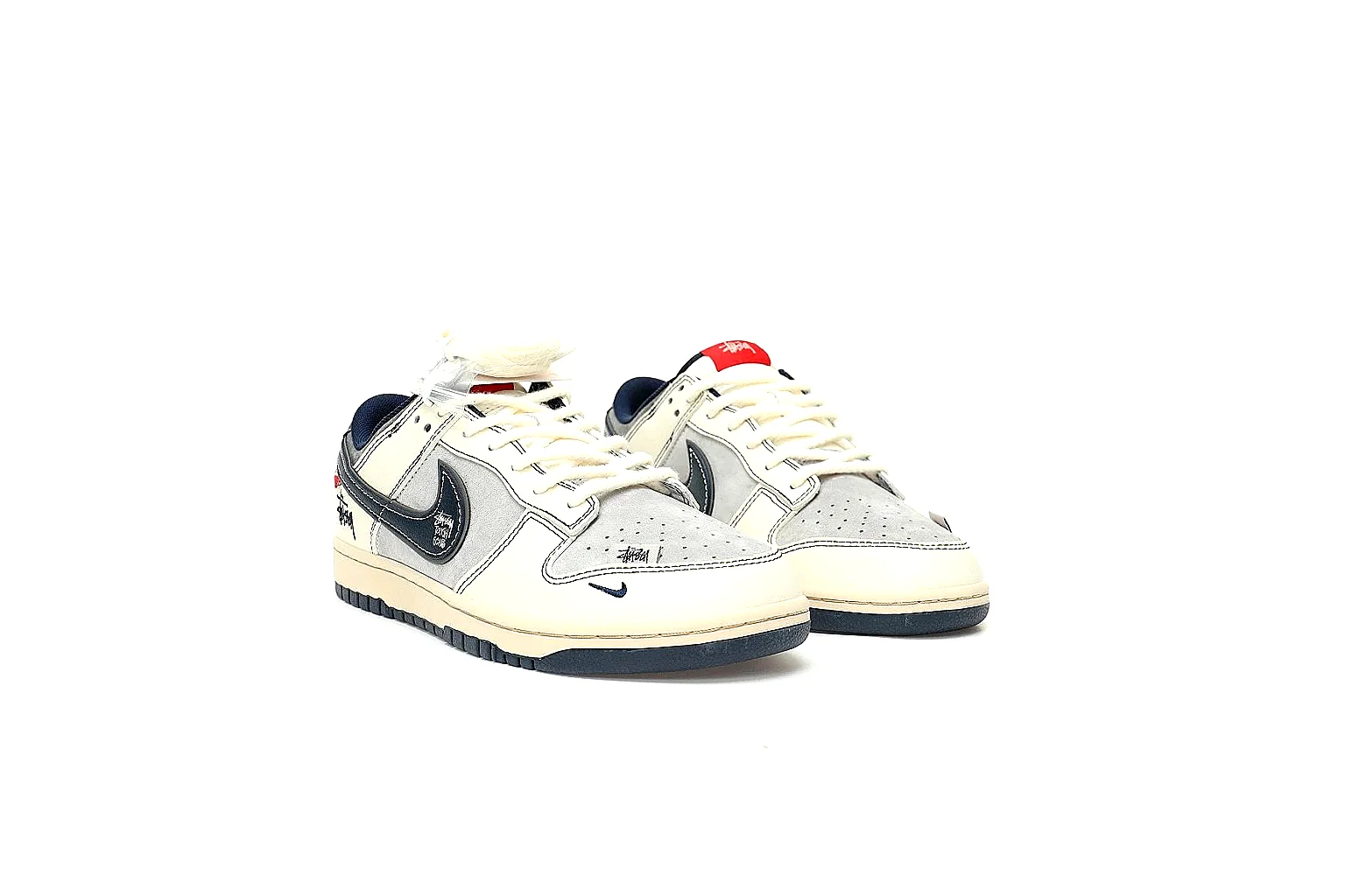 Kako Find List budget photos for Nike White Navy Red Low Court thumbnail 6