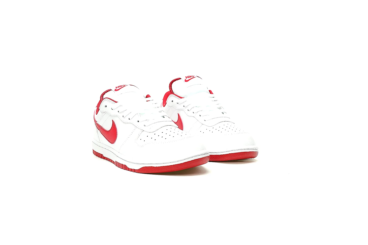 Kako Find List budget photos for Nike White Red High-Top Court Sneaker thumbnail 5