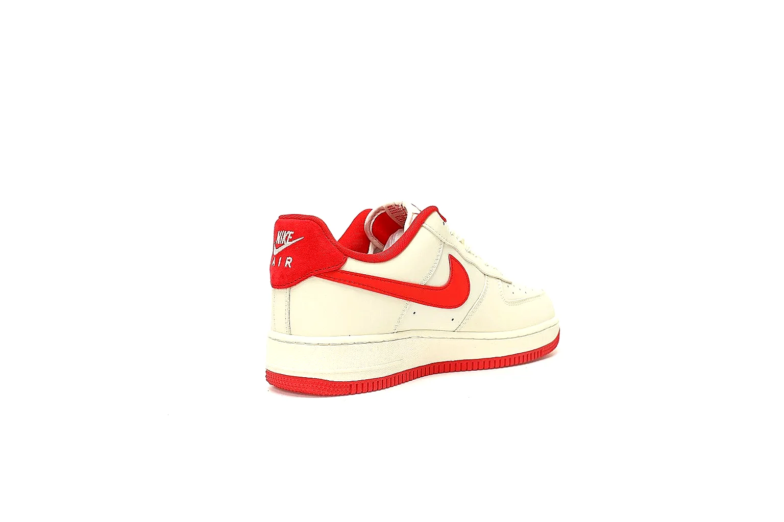 Kako Find List budget photos for Nike White Red Low Court Sneaker thumbnail 3