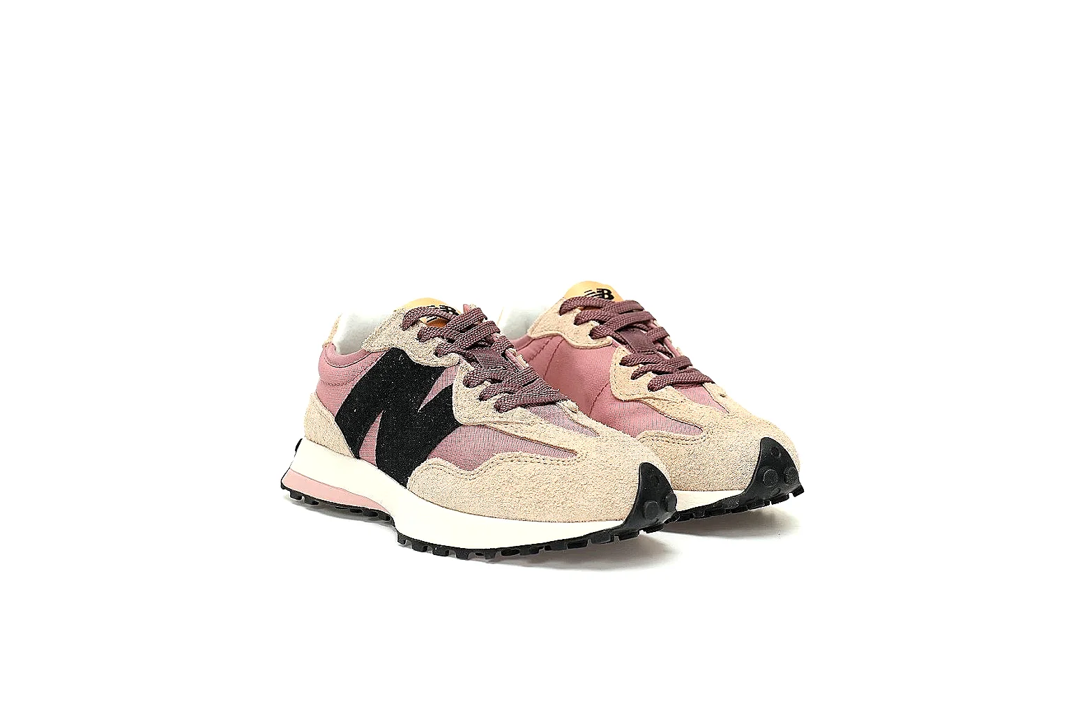 kakofindlist.com Pink Black Pink Retro Runner Runner budget shortlist note six-photo gallery thumbnail 6