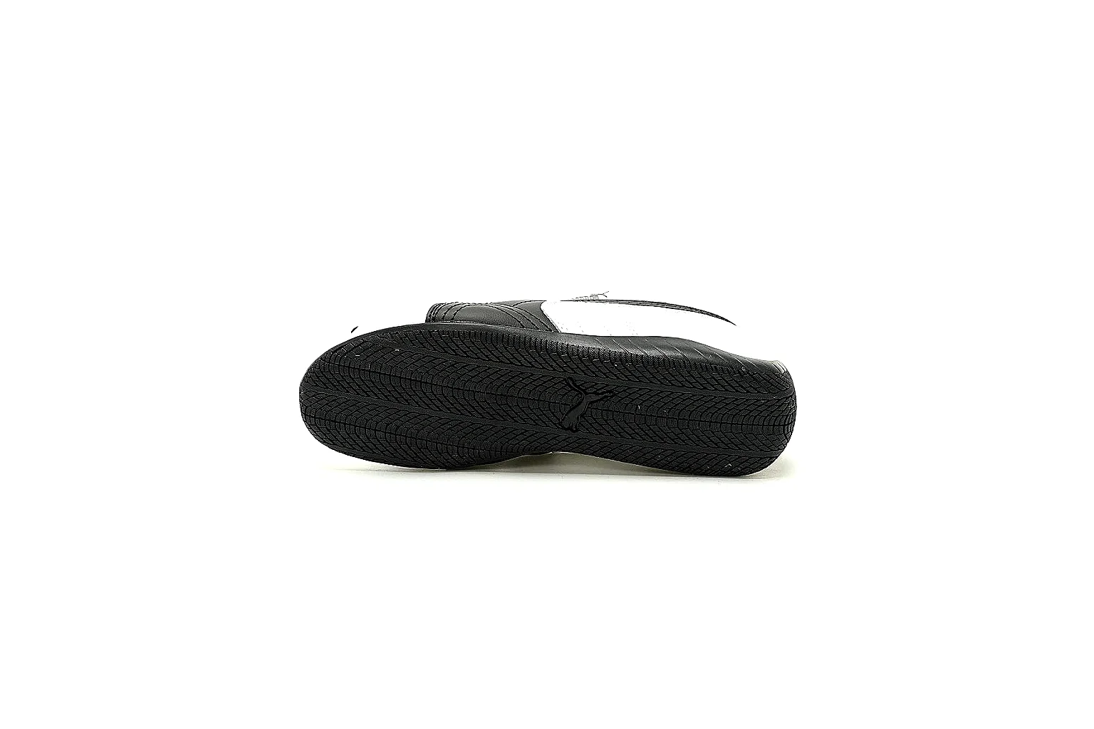 PUMA white black low-profile sneaker pair front view at CNY 340 thumbnail 4
