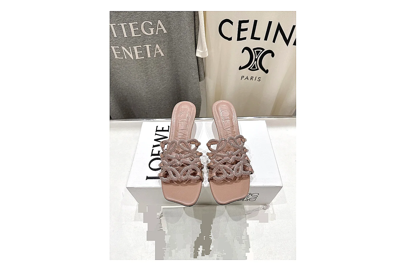 kakofindlist.com Pink Woven Mule 0006 Pink mule product image